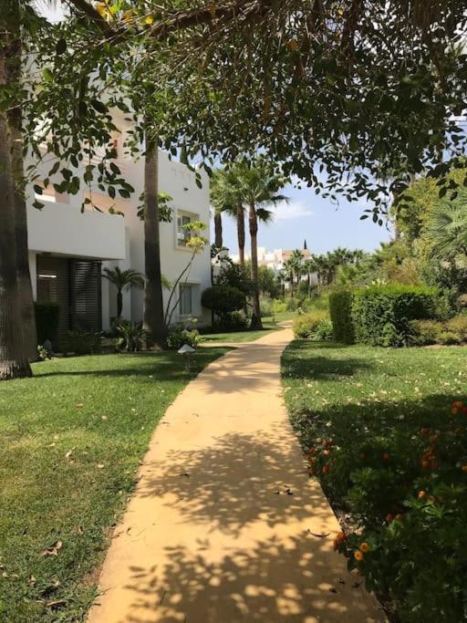 Alcazaba Blue Lagoon 3 Bedroom, Ground Floor Apartment Estepona Exteriör bild