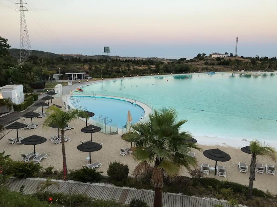 Alcazaba Blue Lagoon 3 Bedroom, Ground Floor Apartment Estepona Exteriör bild