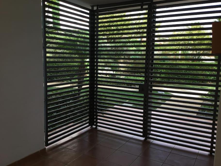 Alcazaba Blue Lagoon 3 Bedroom, Ground Floor Apartment Estepona Exteriör bild