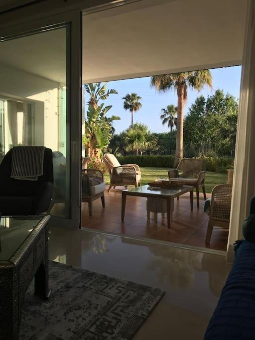 Alcazaba Blue Lagoon 3 Bedroom, Ground Floor Apartment Estepona Exteriör bild